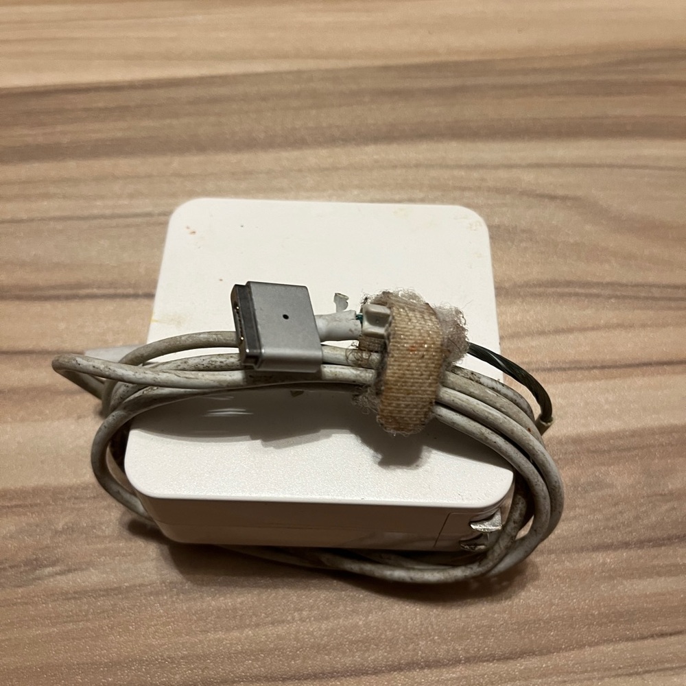 Computer Charger - Picture 6 of 16